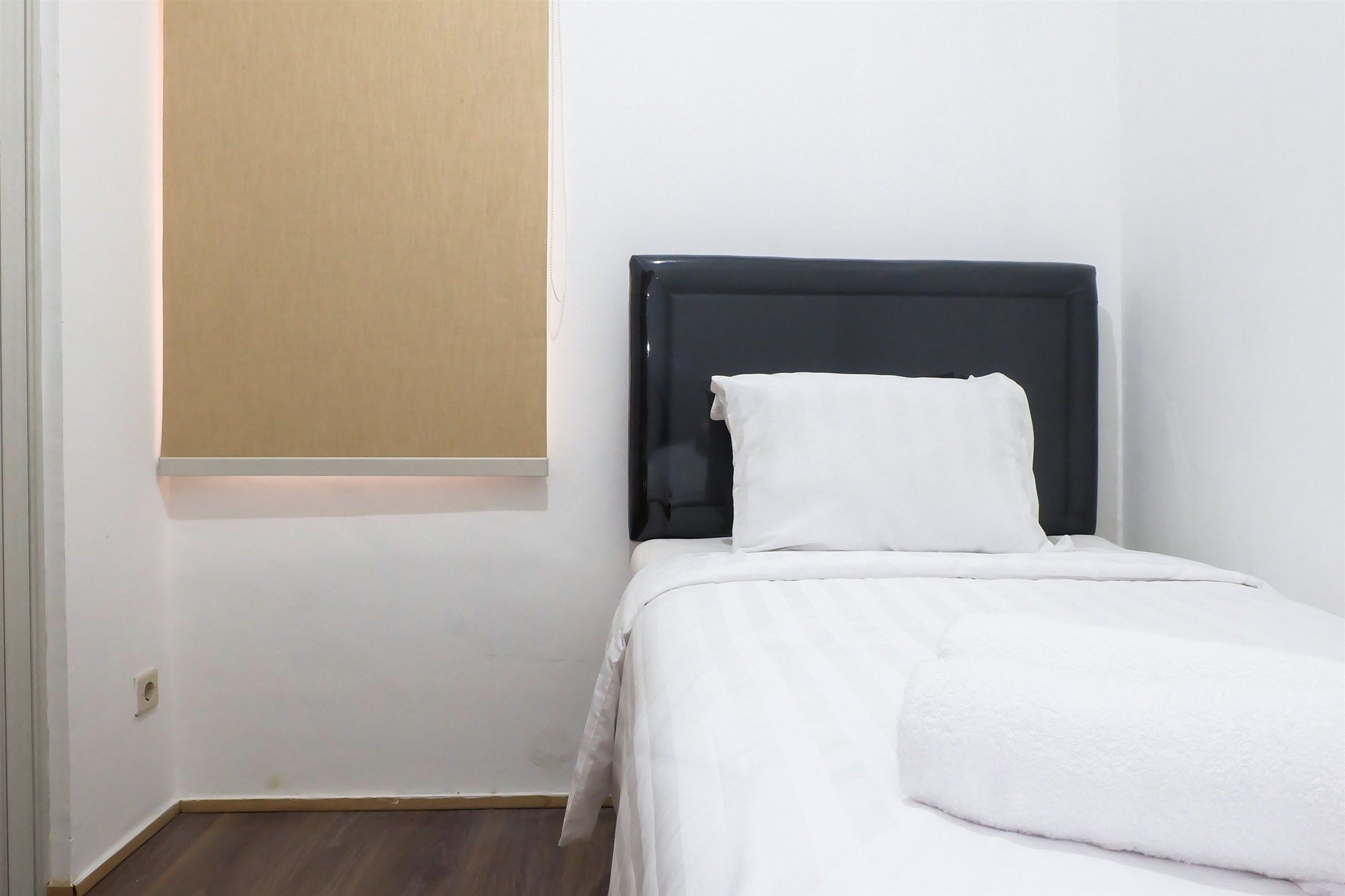 Strategic Location 2 Bedroom Sudirman Park By Travelio